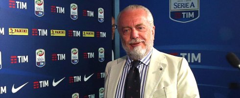 footballitalia's tweet photo. ADL: "If #Napoli finish six points behind #Juventus and eight were robbed from us, I can say the Scudetto should have been Napoli's. Or can't we say that out of fear? Silence is Italy's problem." https://t.co/CHvi35pfB7 https://t.co/tTxDJpl3nx