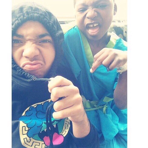 _sbezzy_'s tweet photo. Happy birthday lil cuz miss you down here on this earth you leaving us down here get to me every time I think about you love you 💙💙💙💙 #MANMANWORLD🌍 https://t.co/gXqjbYjYYP