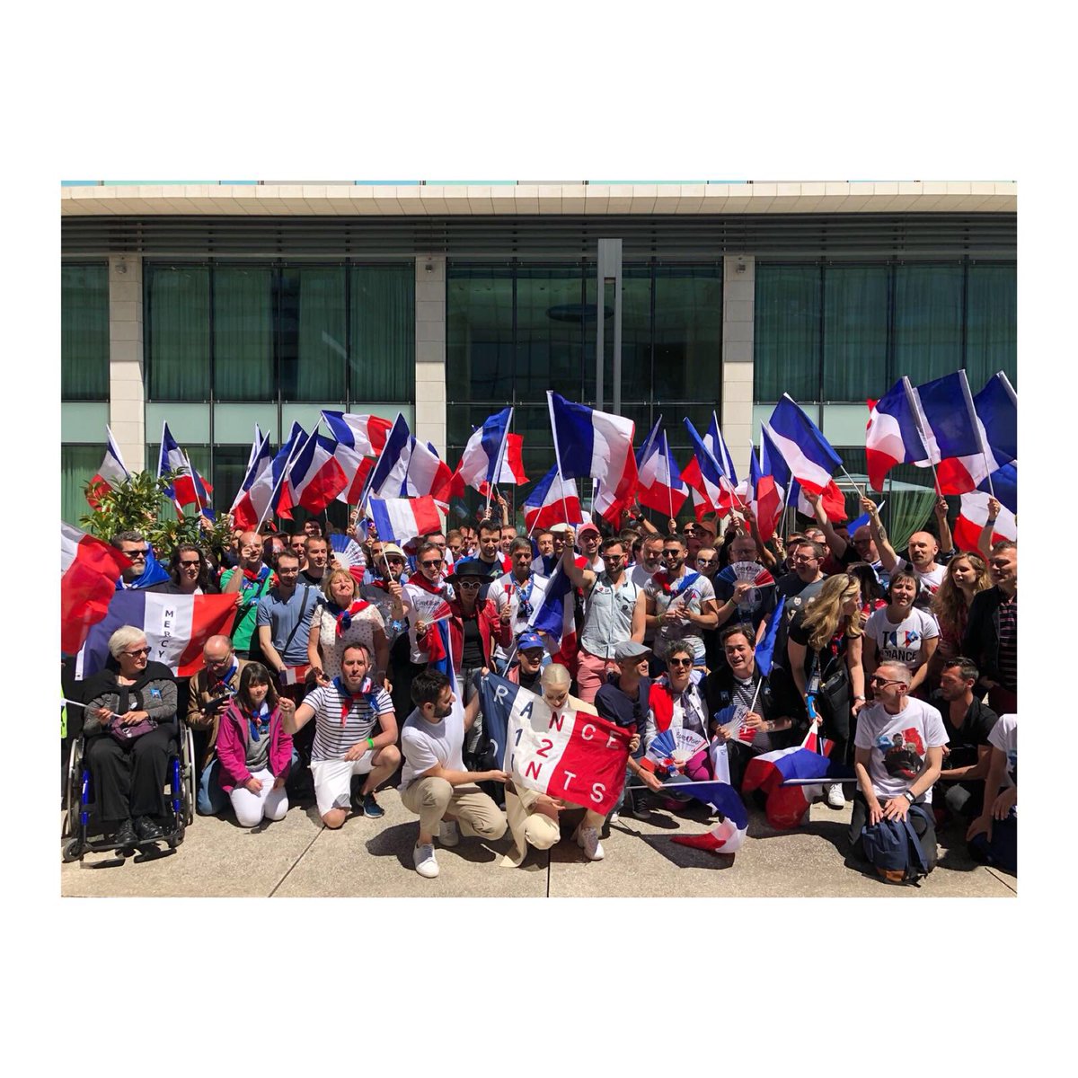 Madame Monsieur tweet media