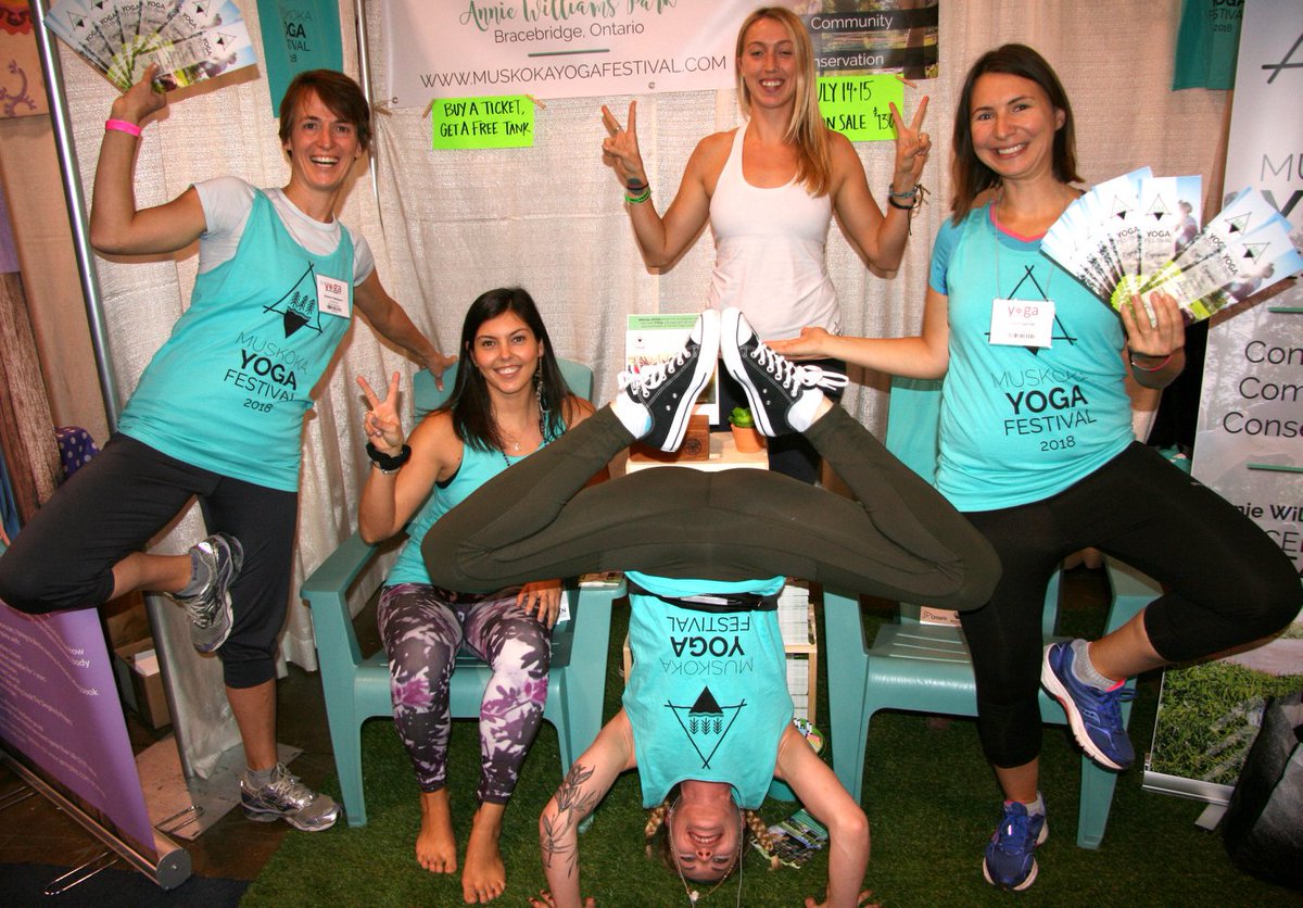 muskokayogafest's tweet photo. #tbt to @yogaconference So much fun getting to hang out with fellow yoga lovers and connecting with #MYF family! #torontoyogalove #yogafestival #muskokayoga https://t.co/3r9v5f6717