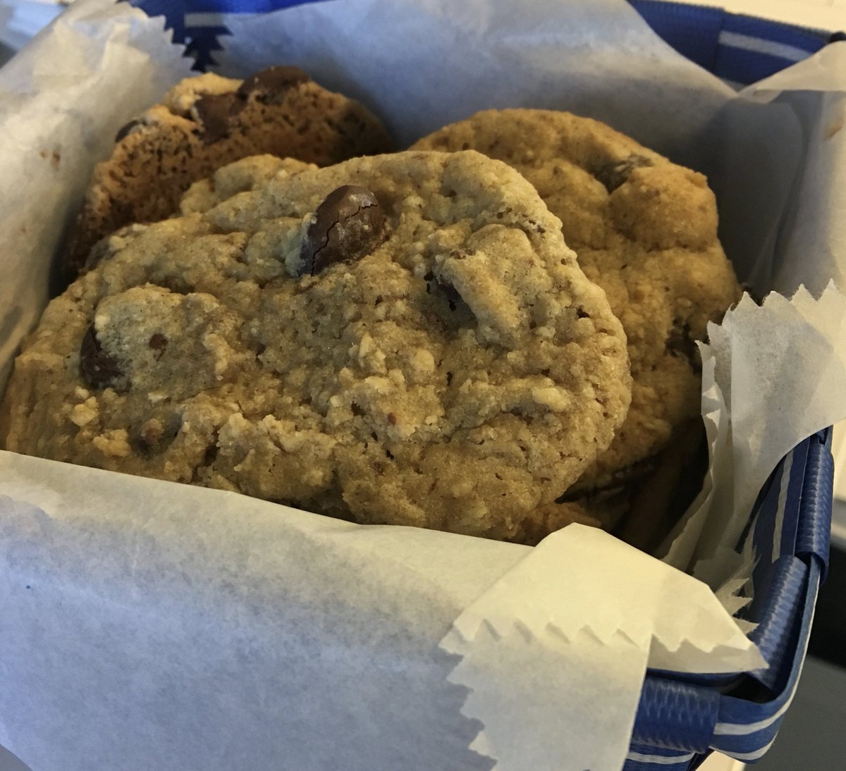 estraub's tweet photo. I love working with the foreign language instructors. Their views on #mastery, #productive_failure and #authentic_learning are closely aligned with what we call #gameful. Come have a chat about how we are exploring these concepts. Plus - we love to bake. #COOKIES https://t.co/5DVNn2bqu9