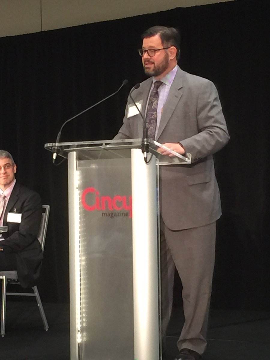 OhioGhostWriter's tweet photo. “Average manufacturing worker makes $82,000 annually while other industries average $64,000” #ohiomanufacturingsummit @CincyMagazine https://t.co/5unaRJ0t1o