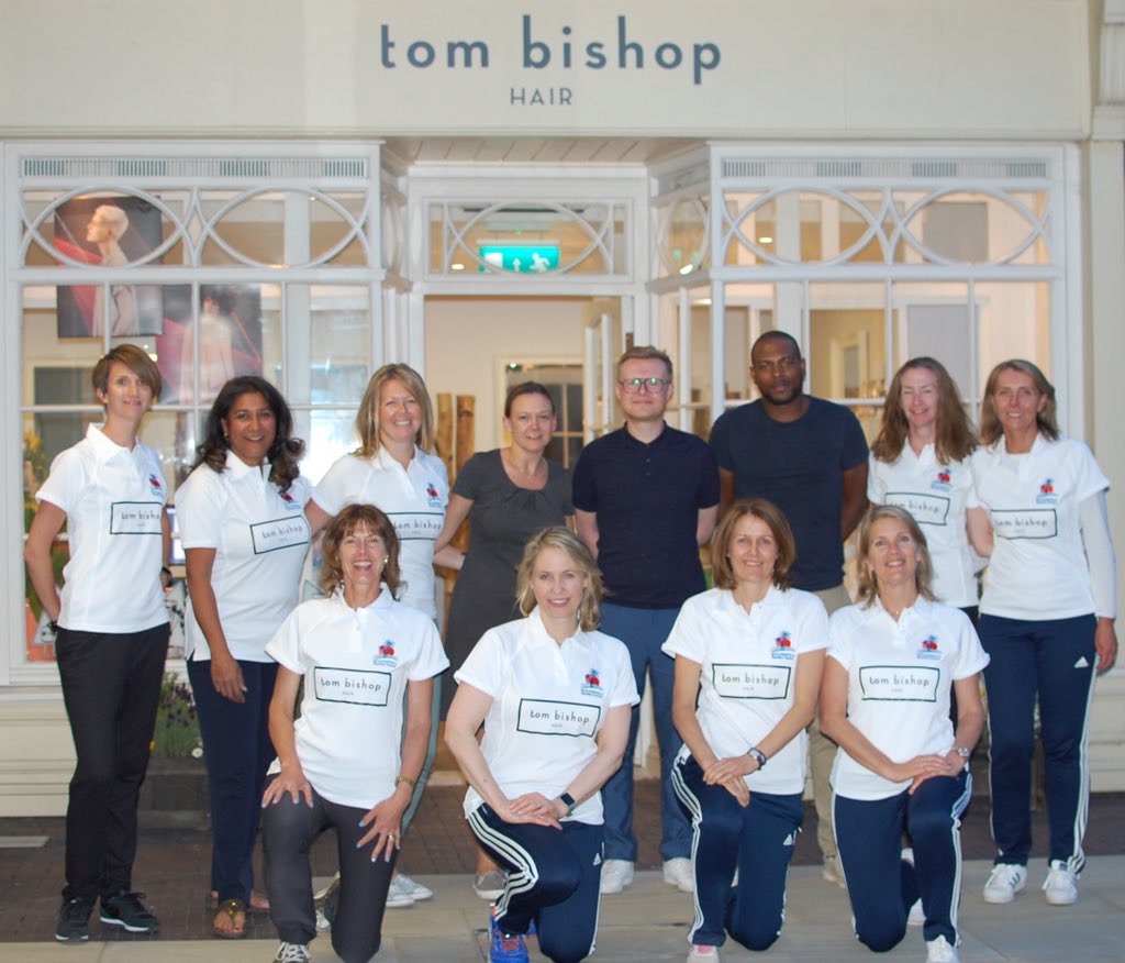 BCC_Women's tweet photo. Thank you to our sponsor @tombishophair for a fabulous send off last night. @LaMangaClub here we come! #Beconsfield #cricket https://t.co/IxZ5UyR9CM