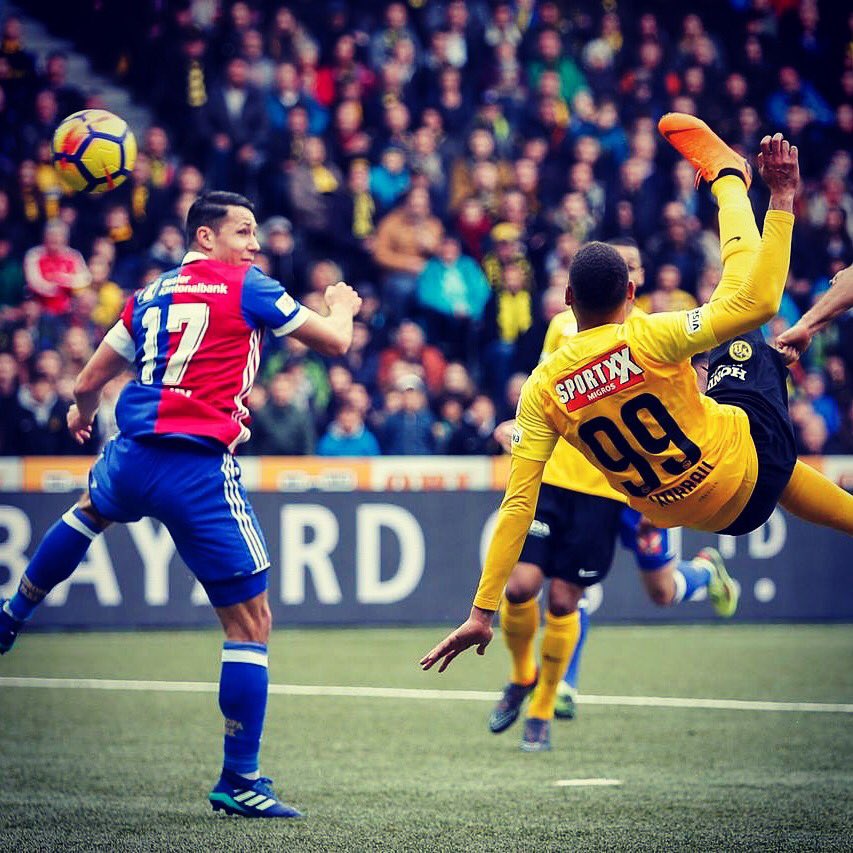 Vizemeister gegen Meister – Spiel um Rekorde

Heute Nachmittag stehen sie sich in dieser Saison letztmals gegenüber. Der FC Basel, Vizemeister, und der BSC Young Boys, Meister!
Spielbeginn ist um 16 Uhr. 
Basel 2.02 – X 3.70 – YB 3.09
<a href="/FCBasel1893/">FC Basel 1893</a> vs <a href="/BSC_YB/">BSC YOUNG BOYS</a>