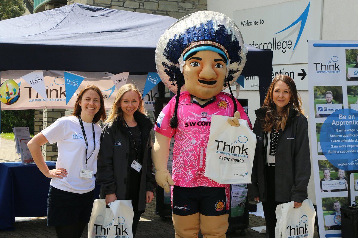 ExeterCollege's tweet photo. Our @Business_Sol team are outside the Hele building today raising awareness for Apprenticeships with @ExeterChiefs @BigChiefExeter. Come say hello 👋 and find out chat with them about our broad range of apprenticeships, then have you're photo taken with the chief himself! 📷 https://t.co/tbexVC6BoD