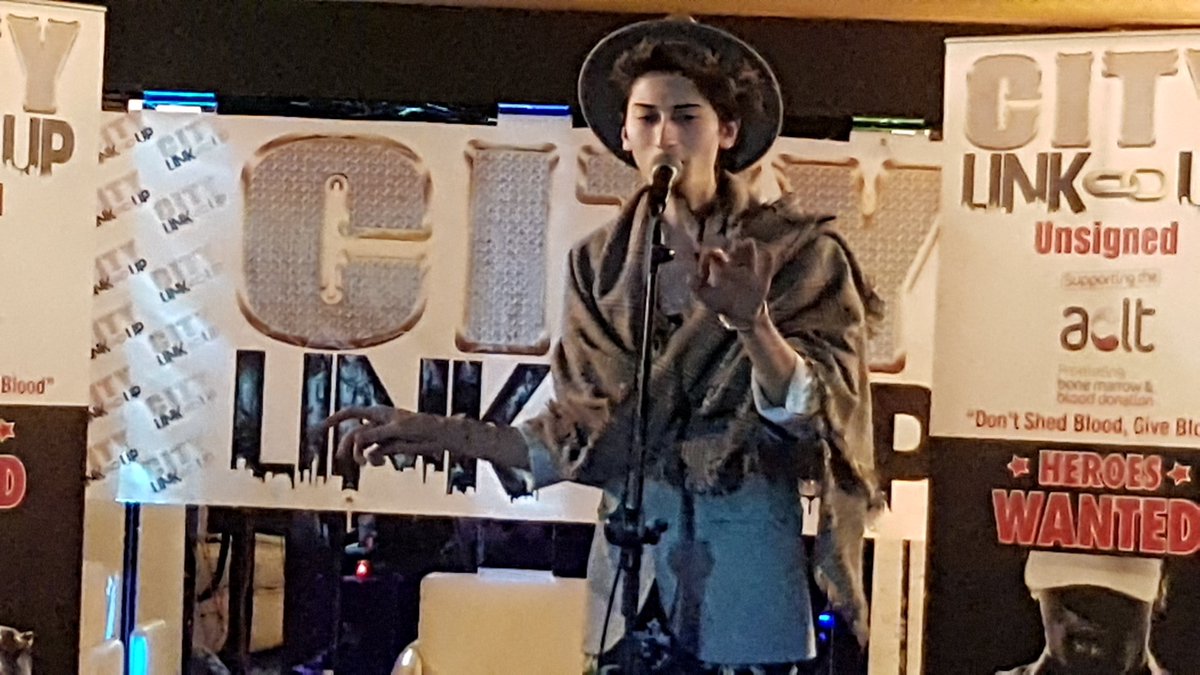 citylinkup's tweet photo. Big thank you to @OfficialElSam for travelling from #birmingham to perform at our monthly multi-genre showcase #undersolo #camentown great to see you & @VNSManagement great set beautiful vocals.
Next showcase Wed 3rd June. https://t.co/LEgWdTqmwf