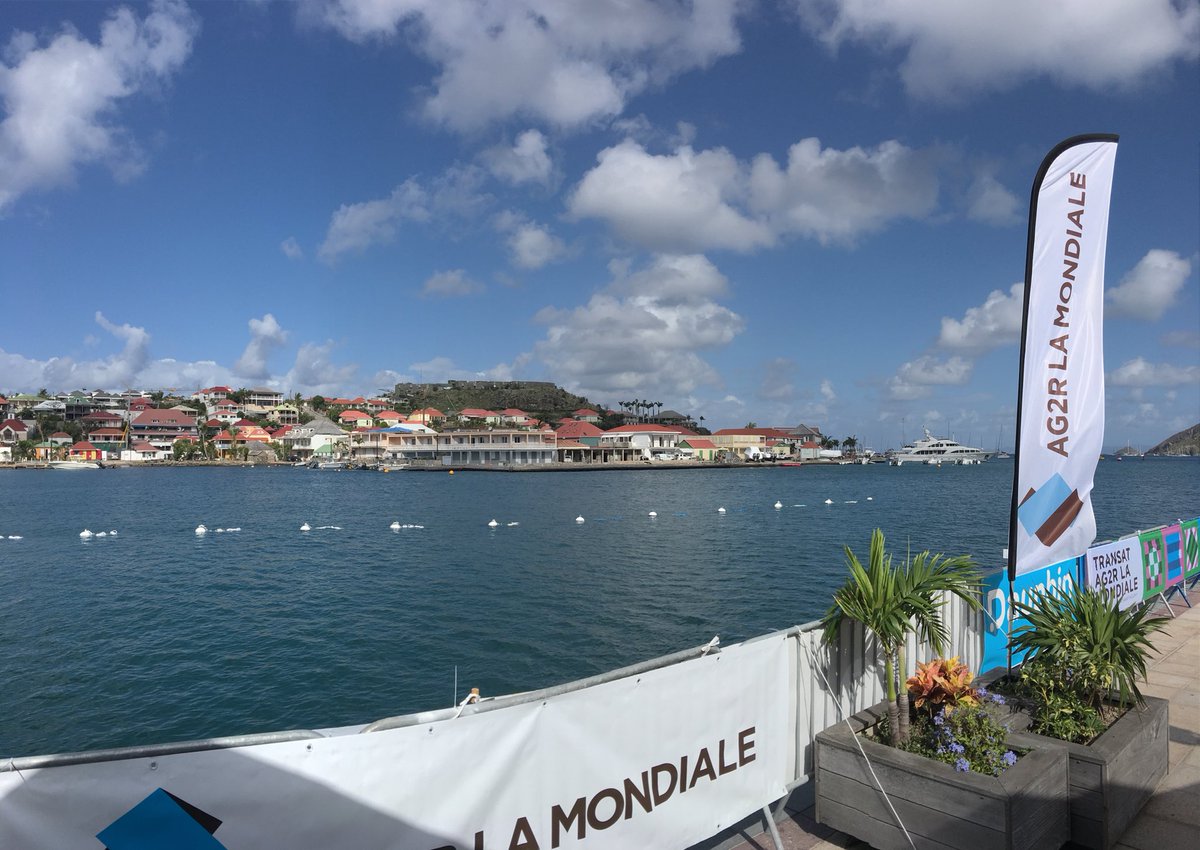 VOILE : Transat AG2R : le duo <a href="/hardy_adrien/">Adrien Hardy</a> <a href="/ThomasRuyant/">Thomas Ruyant</a> sur « Agir Recouvrement » attendu en vainqueur à Saint Barthélémy en fin de journée ! Le ponton est prêt @AG2RLMTransat #TALM #voile