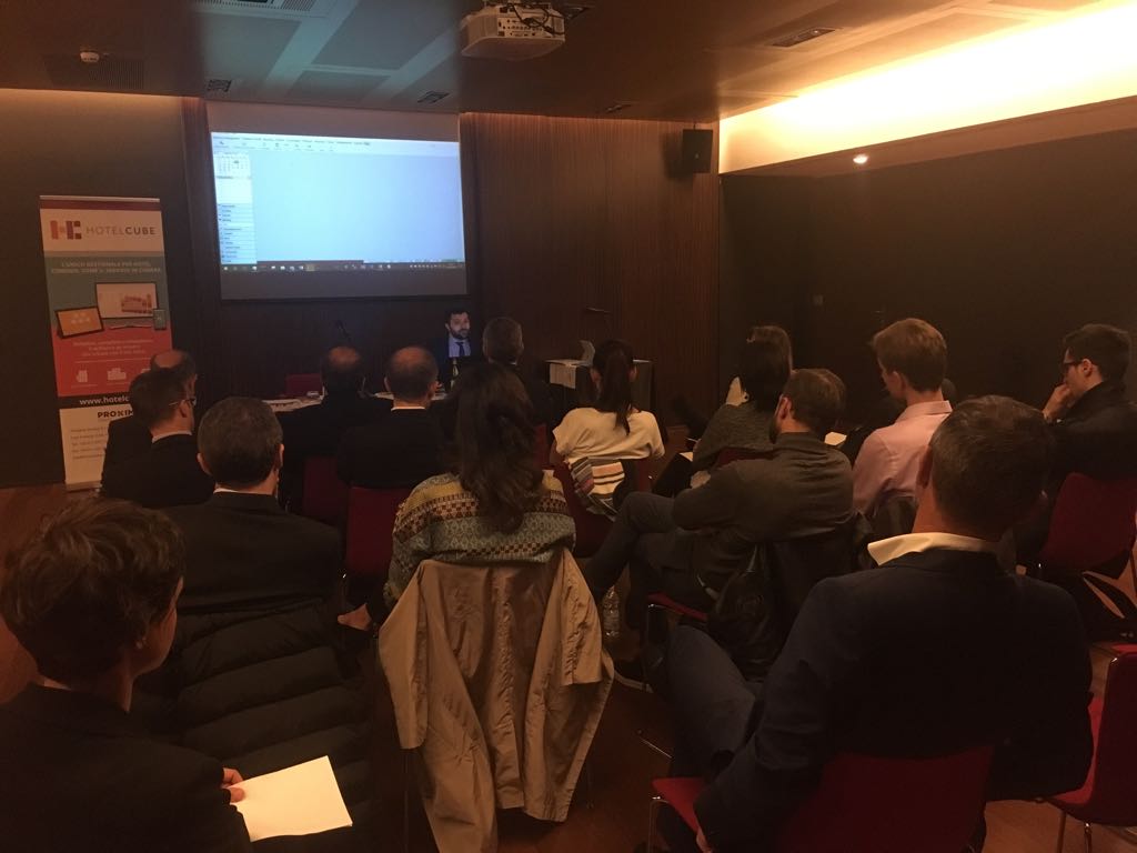 HOTELCUBE's tweet photo. È iniziata la VII edizione degli #HOTELCUBE ACADEMY, oggi siamo all'HOTEL MILANO SCALA.
Scopri di più sugli HOTELCUBE ACADEMY → https://t.co/qVg1yQrG5n https://t.co/dQ1p14LyxH