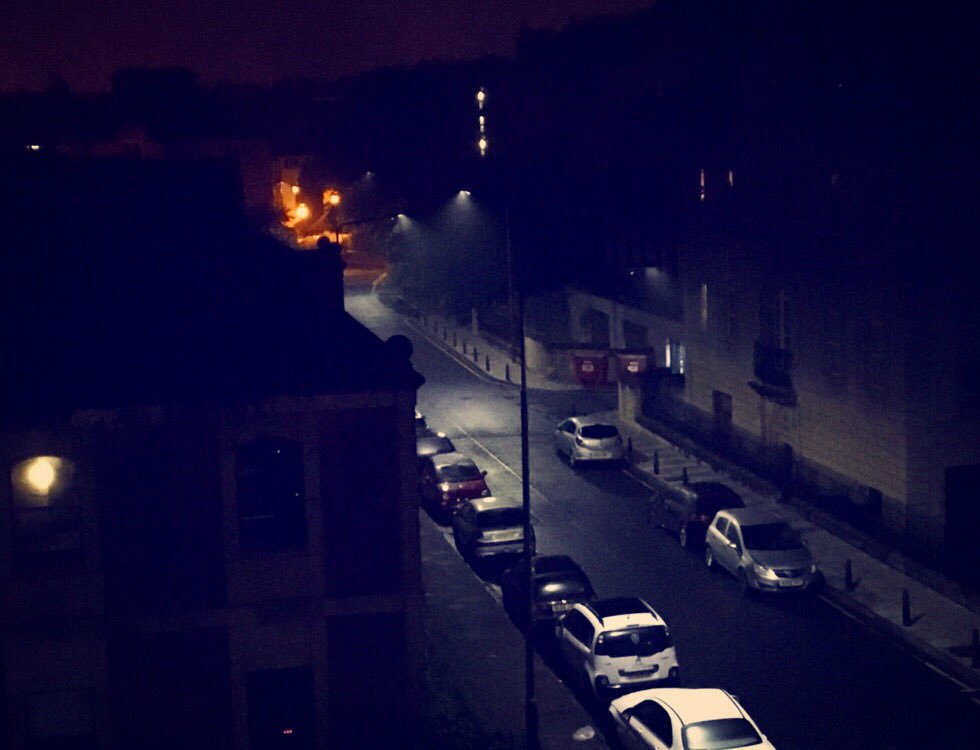 GlennCW's tweet photo. Retrospective Pt.1 - Edinburgh Fall ‘16
#visitscotland #edinburgh #cityscapes #streetphotography #nightphotography #night #neon #streetlights #shadows #frameswithinframes #waterways #edinburghbynight #citybynight #naturallight https://t.co/7kLUUj1eJE