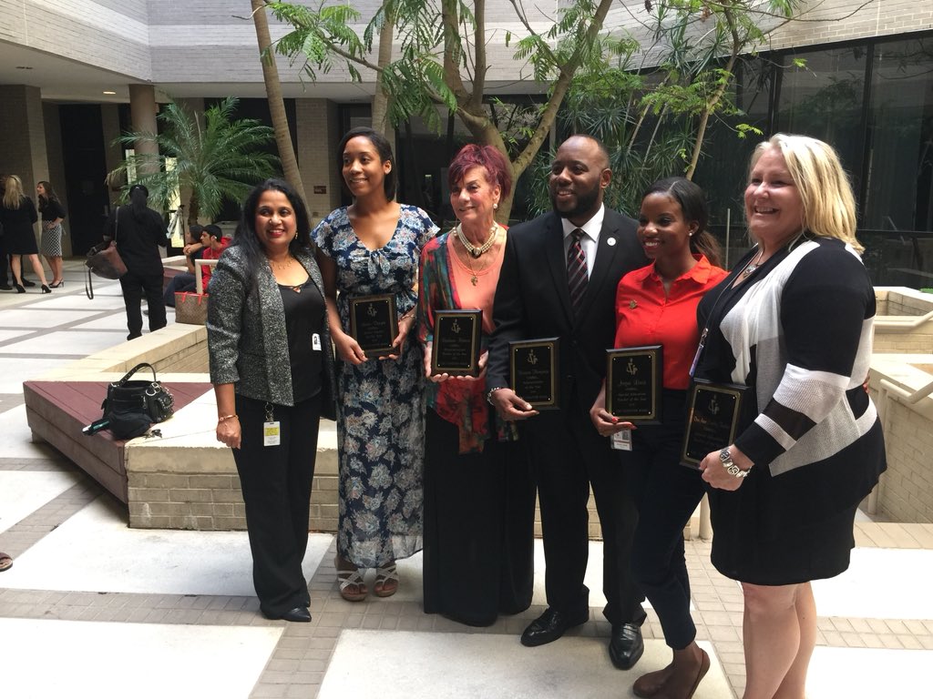 Director_BHenry's tweet photo. Congratulations Loren Dungee CEC Rookie Teacher of the Year Award Recipient. https://t.co/n5KPU9tN2a