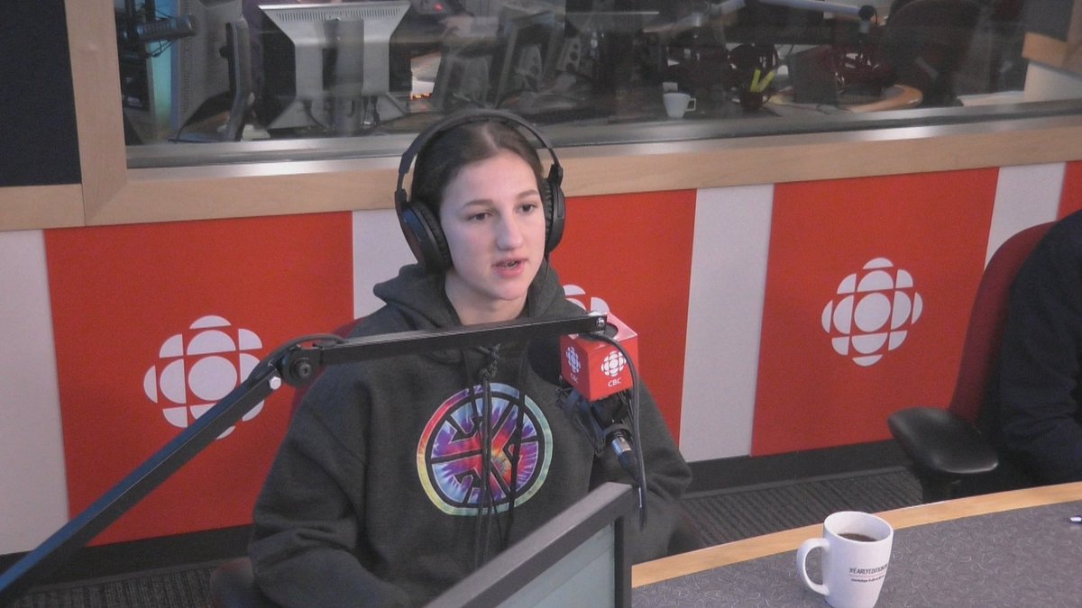 CBCEarlyEdition's tweet photo. Some teens are seeing the benefits of practising mindfulness  at @BCChildrensHosp to treat their depression, stress and anxiety. Have you considered the practice? #MentalHealthAwarenessWeek https://t.co/09H57nTWZw