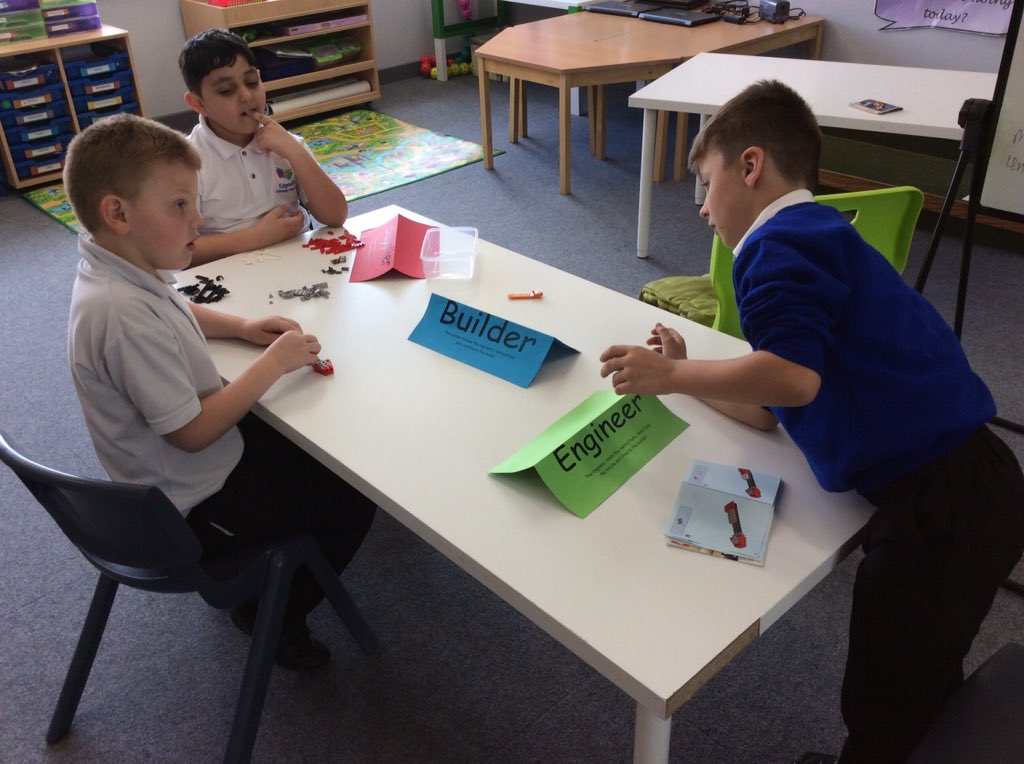 edgewickprimary's tweet image. Using #LegoTherapy to increase communication and focus! #lovelymanners @LEGO_Group @LEGOeducationUK