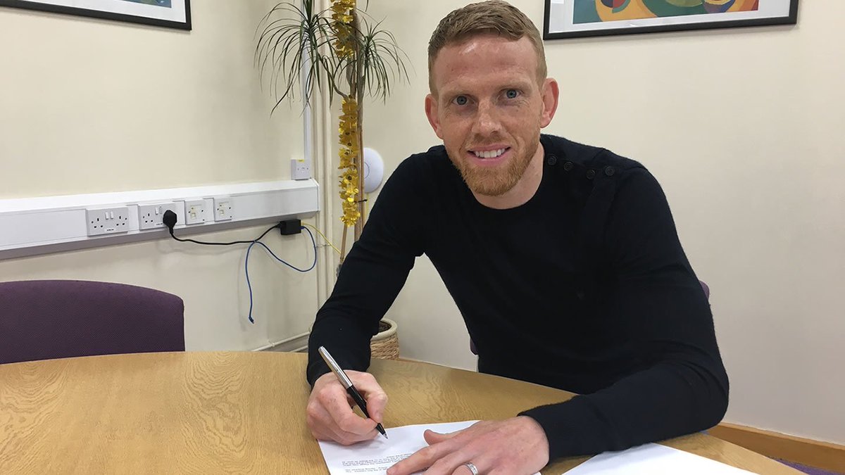 Crewe Alexandra have signed former Oldham Athletic midfielder Paul Green. #CreweAlex #oafc