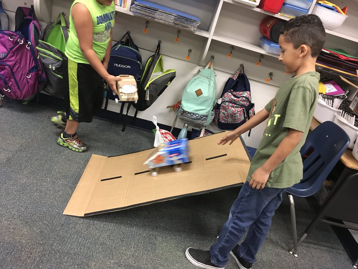 MrsSDonaldson's tweet photo. Testing our designs today! @canSTEM #greenengineers https://t.co/L51ur32AVF