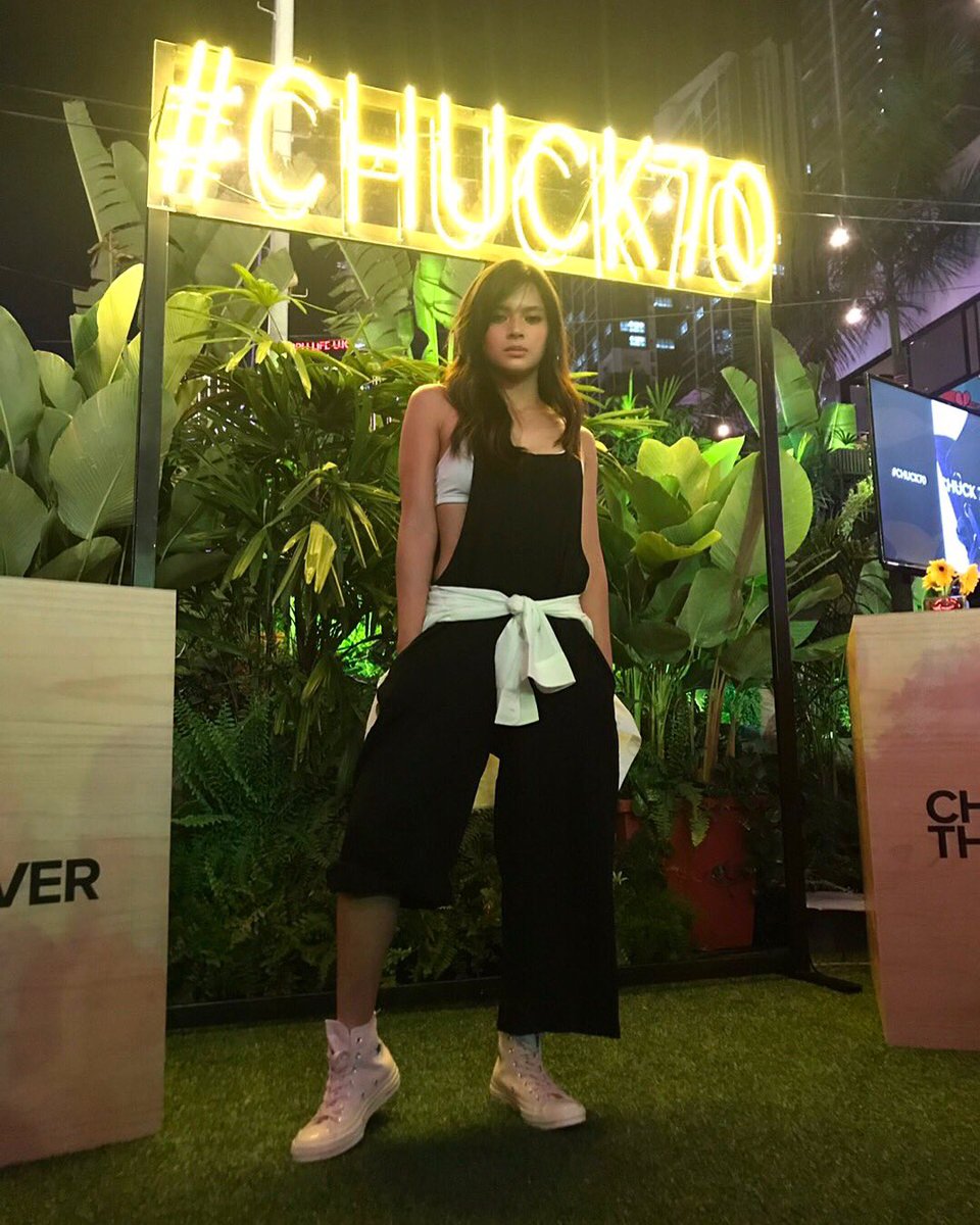 kapusoPR's tweet photo. #KambalKaribal star Bianca Umali rocks a chic yet edgy look at tonight’s Converse event. ✨ #ConversePH https://t.co/m5JkLPs7Pi
