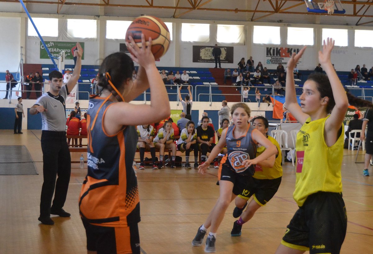 #CADEBAIF2018 ⛹️‍♀️                                   
📸  GALERÍA FOTOGRÁFICA                            
🏀 <a href="/CDAddipacor/">CD Addipacor</a> - <a href="/CBMazagon/">CB Mazagón</a>
🏀 <a href="/cbmaristascor/">CB Maristas Córdoba</a> - <a href="/CBLaPalma95/">CB La Palma 95</a>    
andaluzabaloncesto.org/galeria-2-732/…
<a href="/FAB_Cordoba/">FAB Córdoba</a> <a href="/fabhuelva/">FAB Huelva</a>
