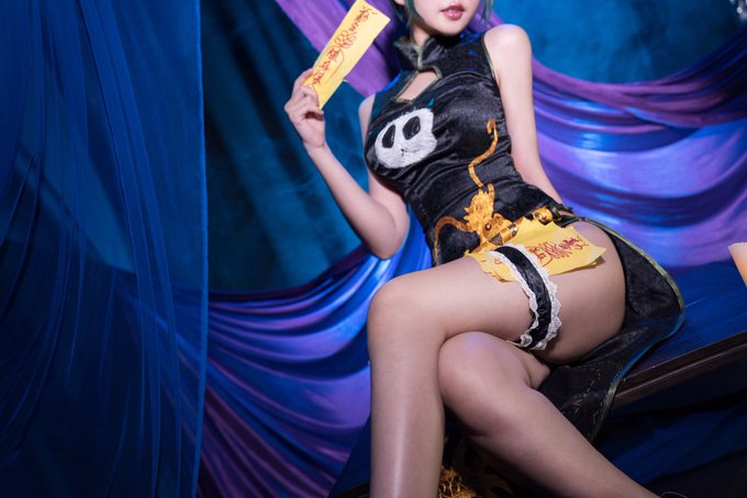 コスプレイヤー莳子(Valoran伏伏)のTwitter画像35