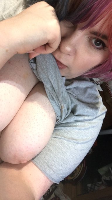 Would anyone be interested in a Skype session with me?😈💦💦💦  #bath #bathtime #kik #kikme #dirtykik #ddlg<a href="/tag/sexy"class="tags"><span>#sexy</span></a><a href="/tag/hot"class="tags"><span>#hot</span></a><a href="/tag/teen"class="tags"><span>#teen</span></a><a href="/tag/porn"class="tags"><span>#porn</span></a><a href="/tag/bathtime"class="tags"><span>#bathtime</span></a><a href="/tag/kik"class="tags"><span>#kik</span></a><a href="/tag/bath"class="tags"><span>#bath</span></a><a href="/tag/young"class="tags"><span>#young</span></a>