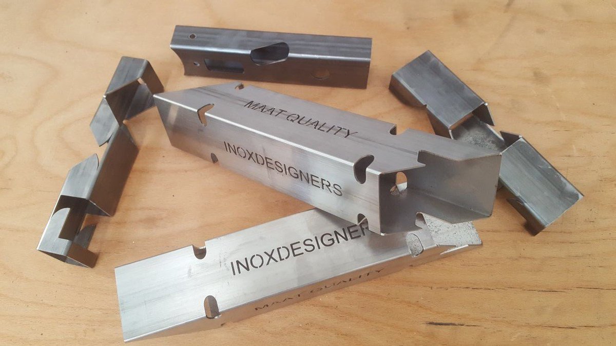 Inoxdesigners's tweet photo. We are ready !!!!! 
Corte Tubo hasta 8.50 MTS !!!
 ∅ 152,4 mm !!
Scanners para tubos torcidos, máxima precisión de corte  !
Precisión de corte desde la primer pieza !
Corte de todo tipo de perfiles, abiertos, especiales, propios!
#lasercutting
#tubelaser https://t.co/1BOuR4EH5A