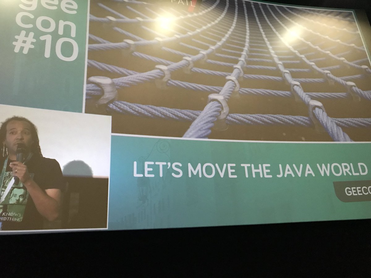 ktosopl's tweet photo. We prepared live streaming between rooms: from 11 to 6, so you can enjoy additional seating for talks in that room. Enjoy! #geecon #GeeCON2018 https://t.co/lPXEVlzHkS