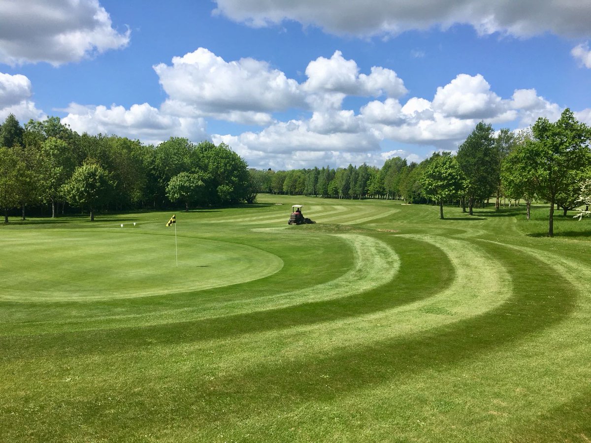 mountpleasantgc's tweet photo. Course looking stunning. Thank you for the photos Lee.

For information on memberships &amp; golf days, please visit https://t.co/bx4eN0rLBE

@BedsCountyGolf @golfnewsmag @GolfBeds @GOLF_Empire @generation_golf @golfsocietynews @NCGmagazine @biggleswade_gc https://t.co/FPyq5n64re
