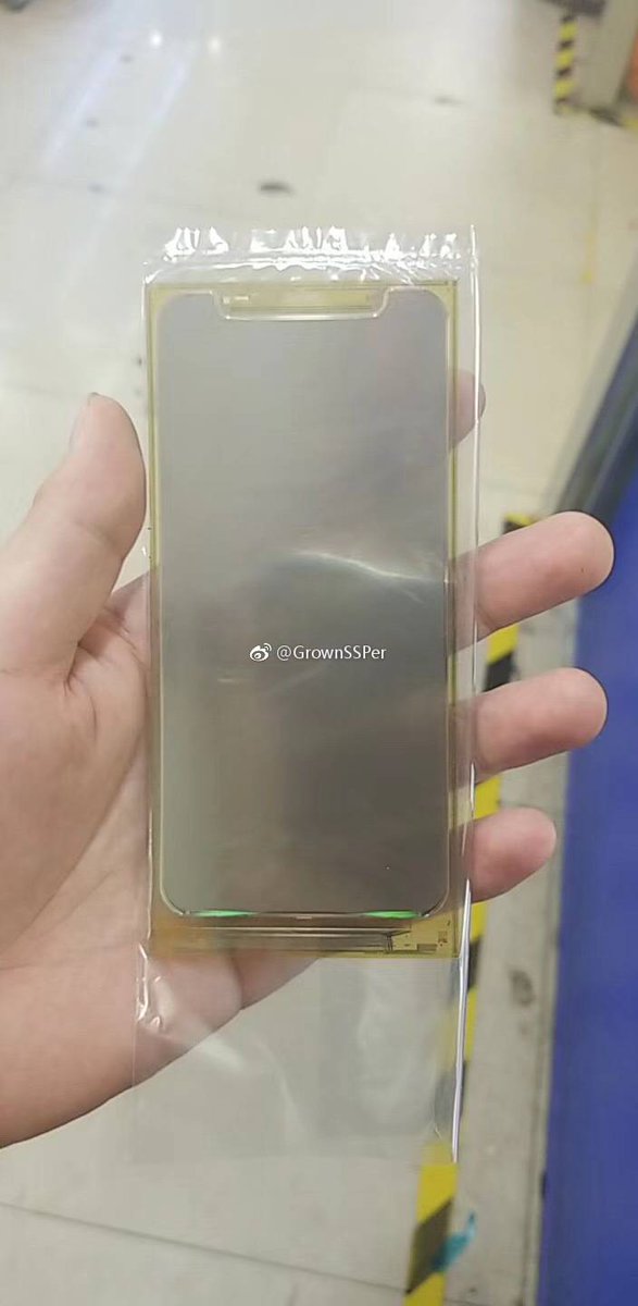 LILIENING's tweet photo. how does this seem like apple se2 screen😘😘😘 #Apple #AppleSE #AppleSE2 #SE #se2 https://t.co/qRDSg9VLoI