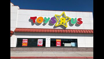 MacekNewsNation's tweet photo. Forgot to use last Toys R Us gift cards? Companies offering trade-in options https://t.co/RbBRyfGvab https://t.co/wWYGKXpIul