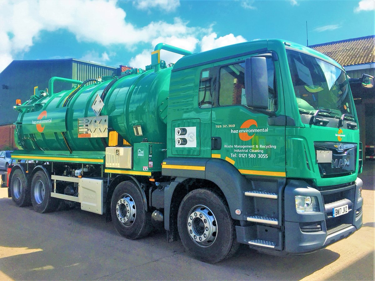 Haz_Enviro's tweet photo. #ThrowbackThursday to when it all began 25 years ago.  How our HGV'S/Tankers have changed over the years. https://t.co/2Q1ZhzrVFo