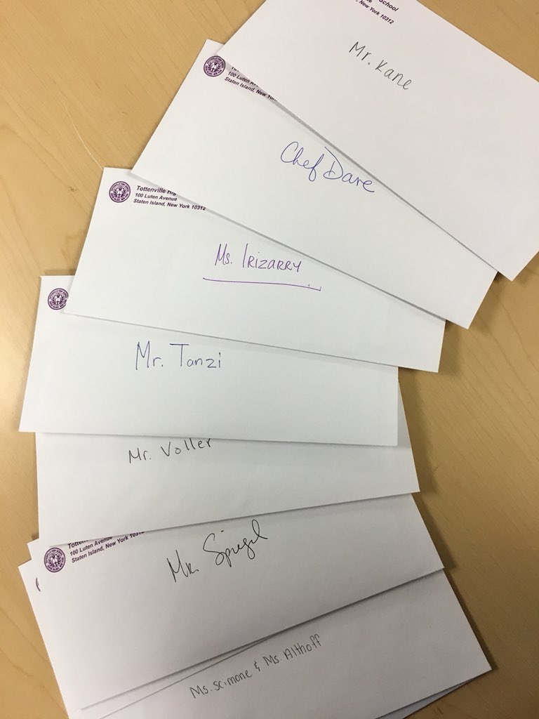 Today’s #TeacherAppreciationWeek Activity? Handwritten letters from our students to #ThankATeacherNYC !! We value your influence and dedication! 🍎 #PirateFam @TottenvilleSO18 @THSSTEAM @cbloom14 @SIBFSC @NYCSchools