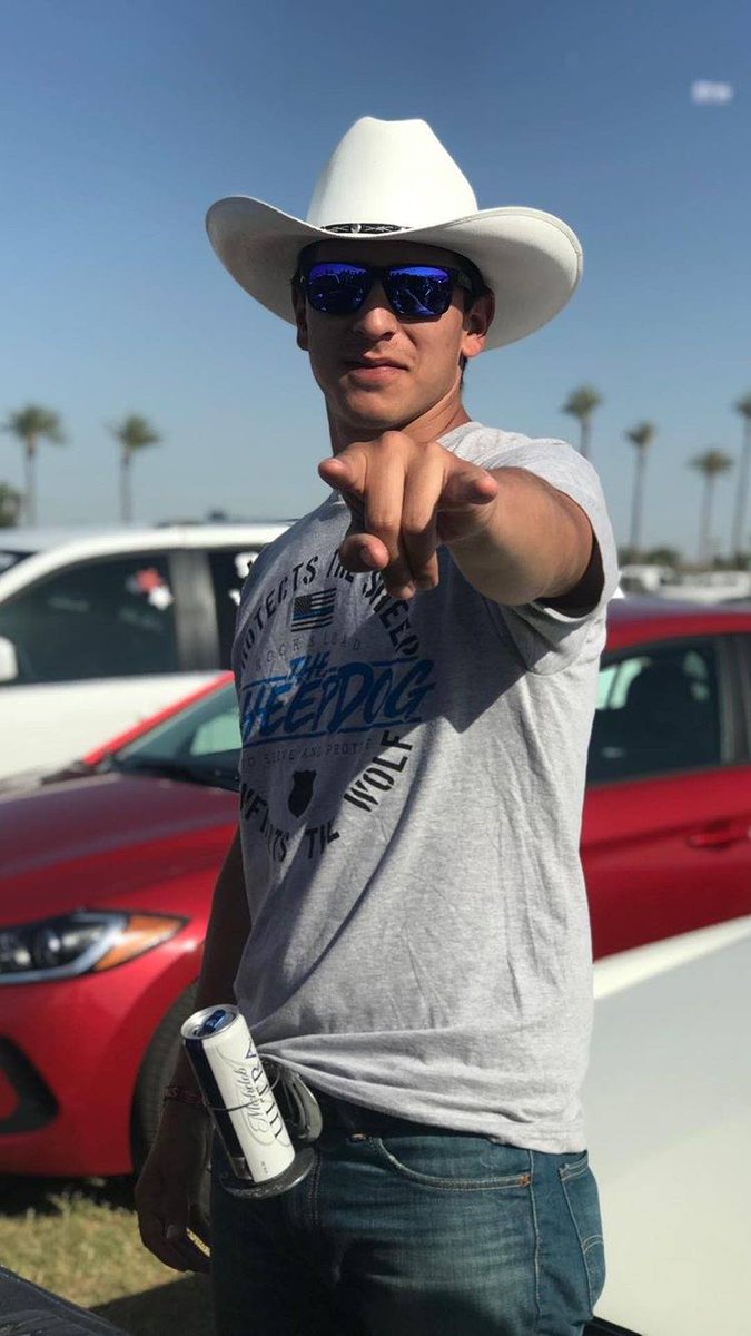 BevBuckle's tweet photo. You're welcome, Ladies. How does your man's BevBuckle pose compare? Tag a man that needs one! https://t.co/Evzqyj0I9g #HoldMyBeer https://t.co/BRNcUJoVj3