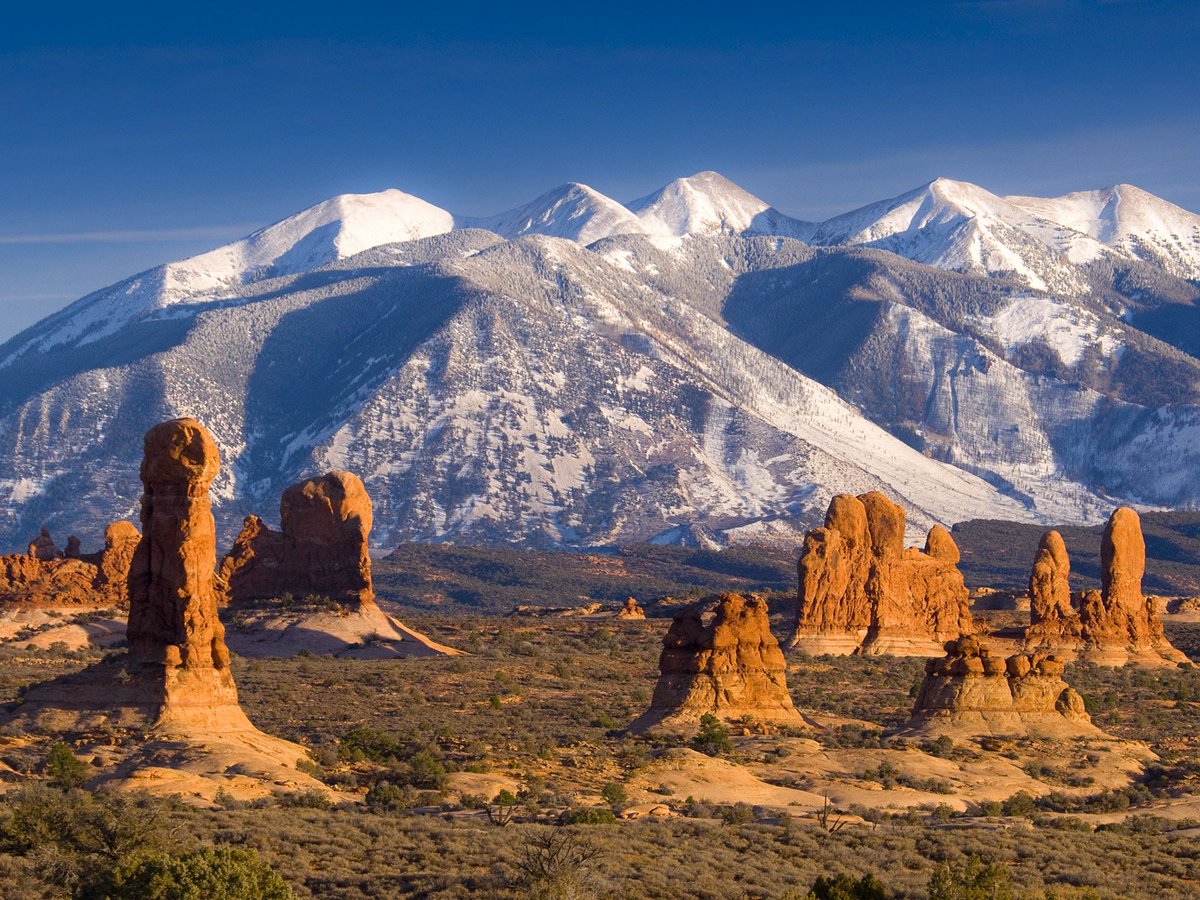 buriusinnovatio's tweet photo. Join our #Travel Adventure with #BURIUS in La Sal Mountains From Arches National Park Utah
#BURIUS #Innovations #travel #Family #mindset #traveling #traveladdict #traveltheworld #travelbug #traveller #instagood #photooftheday #fun #Utah https://t.co/hpXbloxgqF