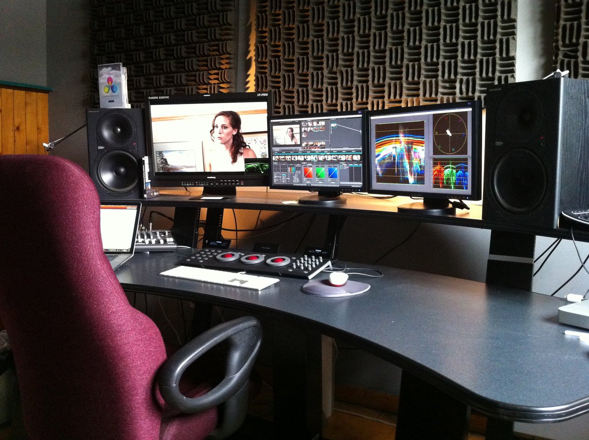 FAVA Members: our Free-for-All Editing Workshop is coming up May 27th 1-5pm. 8 spots max! To register call 780-429-1671. Workshop is free and for FAVA members only. #yegfilm fava.ca/programs/class…