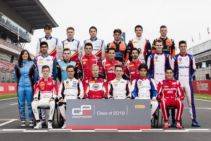 Telcel_Racing's tweet photo. ¡Les presentamos a la clase 2⃣0⃣1⃣8⃣ de @GP3_Official! ¿Ven alguna cara conocida por ahí? 😉🇨🇴🇲🇽 https://t.co/UtyVMOuxx0