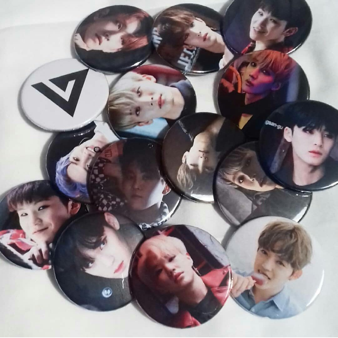 QueChapa_'s tweet photo. Seventeen right here~ 😉

#chapas #quechapa #kpop #SEVENTEEN https://t.co/GVW6V8ytRl