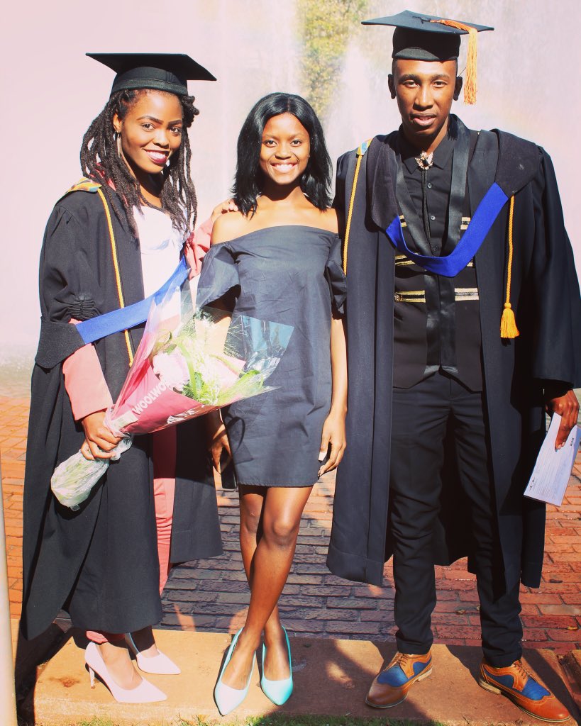 zamantungwa_nx's tweet photo. #UJGrad2018 😍😍😍 w God by our side. My other self did it ❤️. Ngiyabonga Msindisi ☺️ https://t.co/28N3x6kqDI