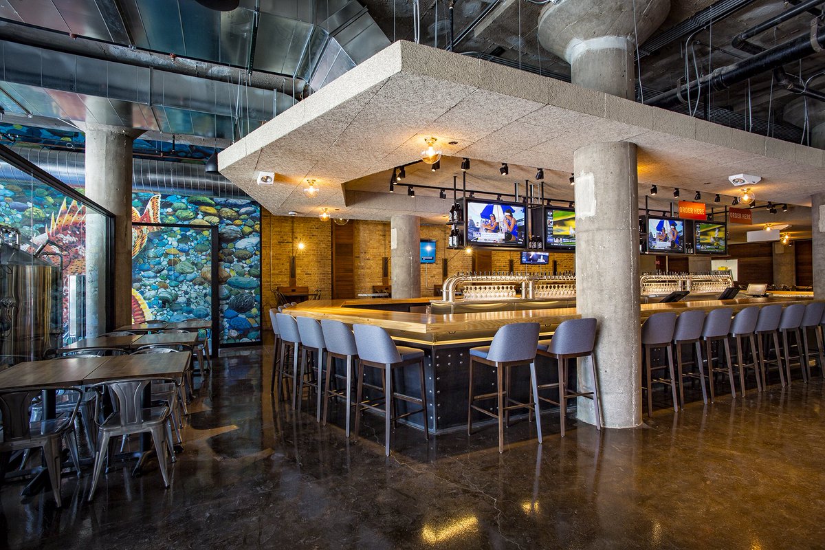 BallastPoint's tweet photo. Our new Chicago restaurant &amp; brewery will open on Tuesday, May 15th at 11am! Featuring 40+ beers, specialty brews from our onsite R&amp;D system, California &amp; Midwest-inspired dishes, &amp; rooftop deck (opening this summer!) in Fulton Market. https://t.co/81NXjC5B88 https://t.co/yAdovK1wDq