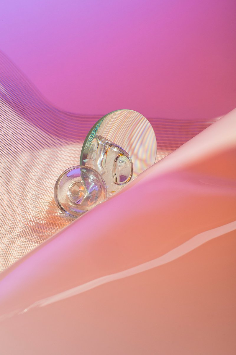 barbaramedo's tweet photo. material composition photography, new work https://t.co/hppivVHakJ https://t.co/H4nsu97Edm