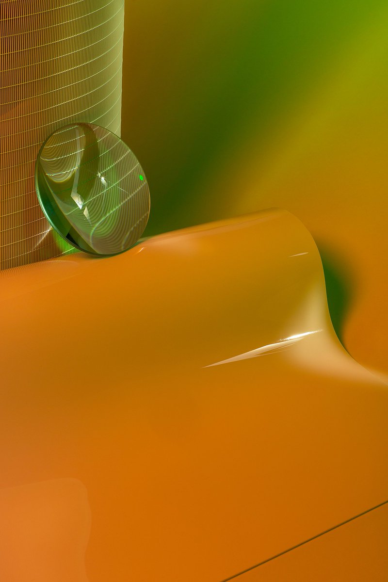 barbaramedo's tweet photo. material composition photography, new work https://t.co/hppivVHakJ https://t.co/H4nsu97Edm