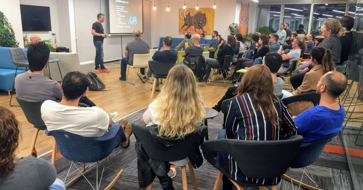 An article about our #AdTech #Startup competition in the leading business newspaper <a href="/TheMarker/">TheMarker</a> >> buff.ly/2rxItmI

If you're an AdTech Israeli startup and you want $10,000 to help develop your product, click here >> buff.ly/2wrfc2Q

#StartUpNation #startupisrael