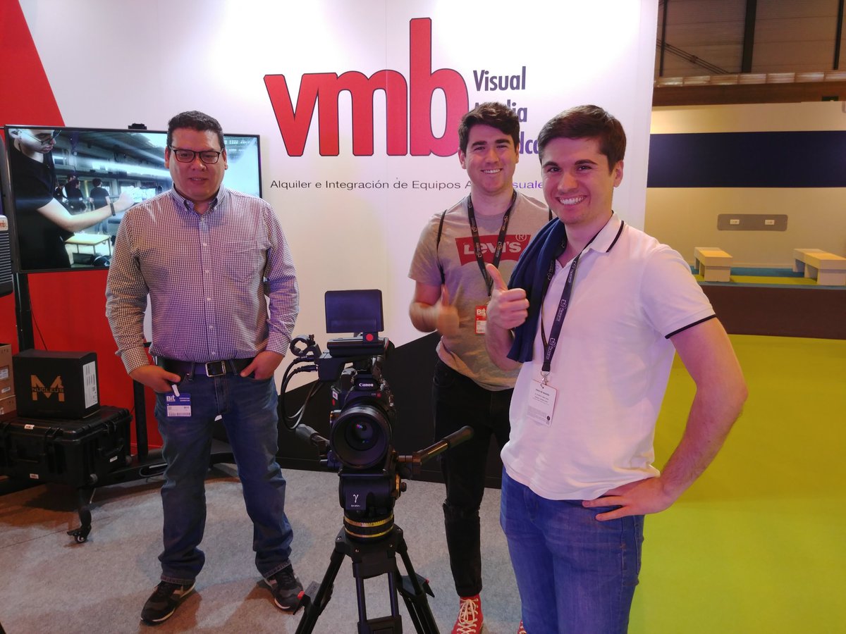 UCAM_CAV's tweet image. Nuestro alumno @magoangelESP muy interesado en la visita a @BIT_audiovisual que ha realizado hoy con sus compañeros de la @UCAM @UCAM_Periodismo @UCAM_Publi #Bit2018
