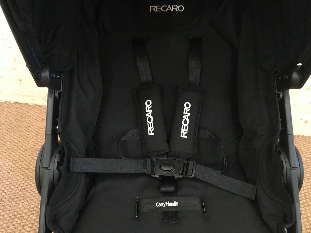 BuggyPramReview's tweet photo. The @RecaroUk Citylife Pushchair is a lightweight, compact and easily manoeuvrable pushchair. You can easily steer and fold with one hand making it a very practical pushchair too. Read our full review here ► https://t.co/yvN4KKDlwH #review #dadlife #mumlife #baby #travel #urban https://t.co/UThSuqxsXN