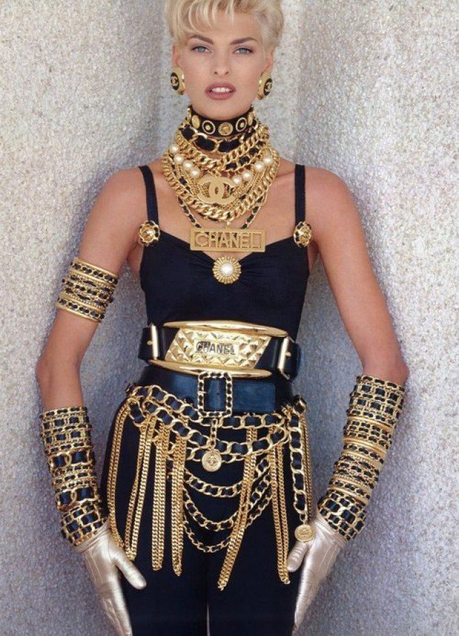 Happy birthday Linda Evangelista 