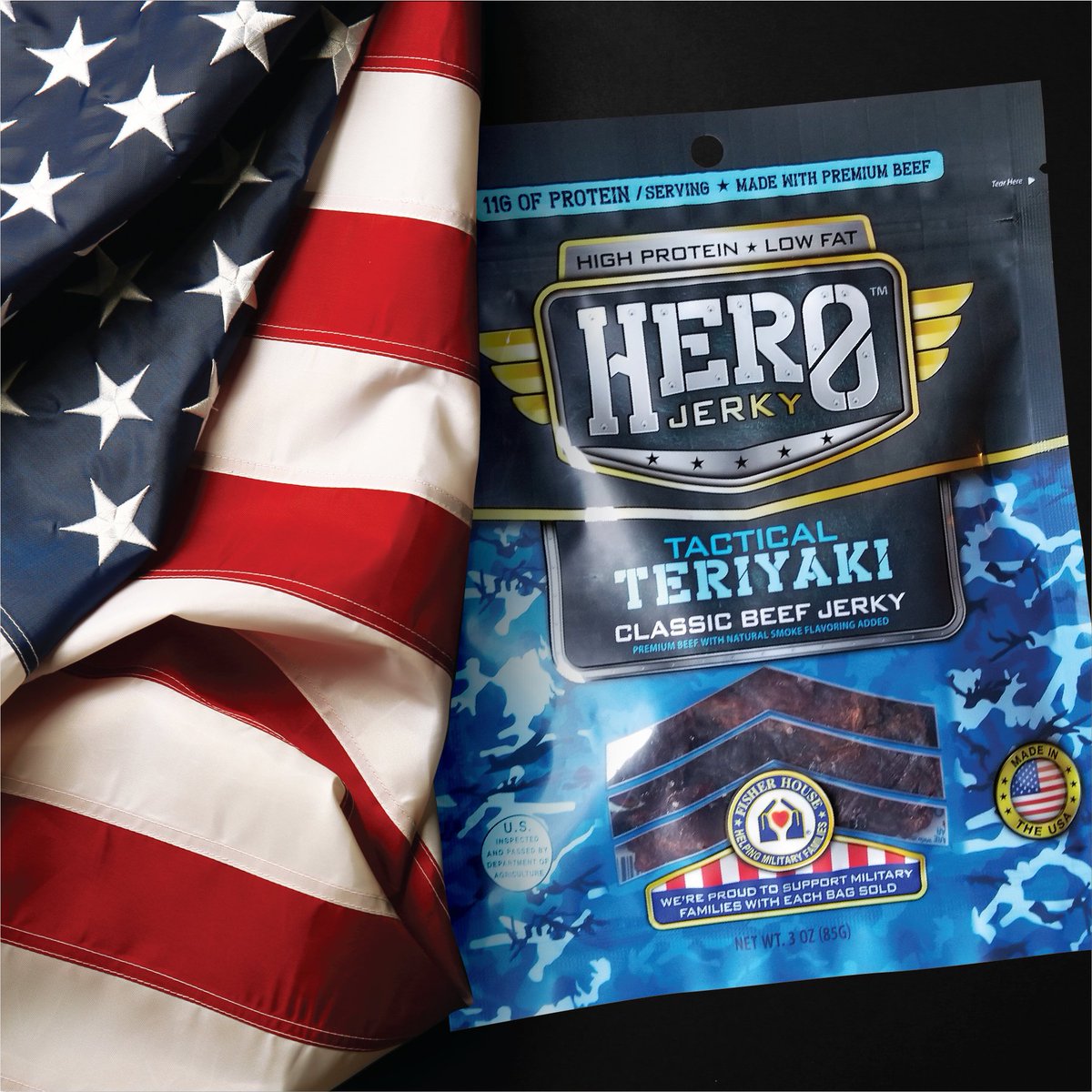 HeroJerky's tweet photo. The stars, stripes, and American beef jerky.  👌 #proudamericans #herogivesback #herojerky https://t.co/9McRNzDoG1