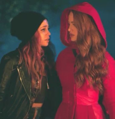 soucancelada's tweet photo. Nรฃo entendo pq tem tantas cenas -a maioria desnecessรกria - de #verchie e as cenas que tem de #choni eles fazem questรฃo de cortar. Nรฃo aguento mais esse boicote com casais gays. #Riverdale https://t.co/3Qv8cO1tOt