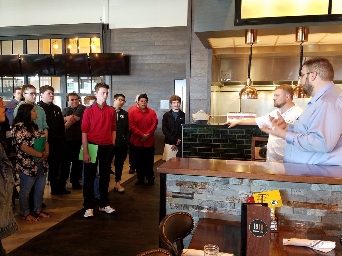 PrebleCulinary's tweet photo. Preble Culinary touring At Lambeau field  @1919KitchenandTap
@GBPreble 
#facesofgbaps https://t.co/TFK81NPV2P