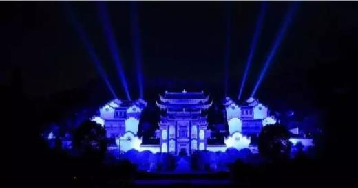 On #EuropeDay more than 30 Chinese scenic spots light up blue to celebrate the #2018EUChinaTourismYear! #WelcomeChinese closely cooperating with #EuropeanTravelCommission supported the EU-China #LightBridge Project. #ECTY2018 #ETC #China #travel #tourism #EuropeDay2018