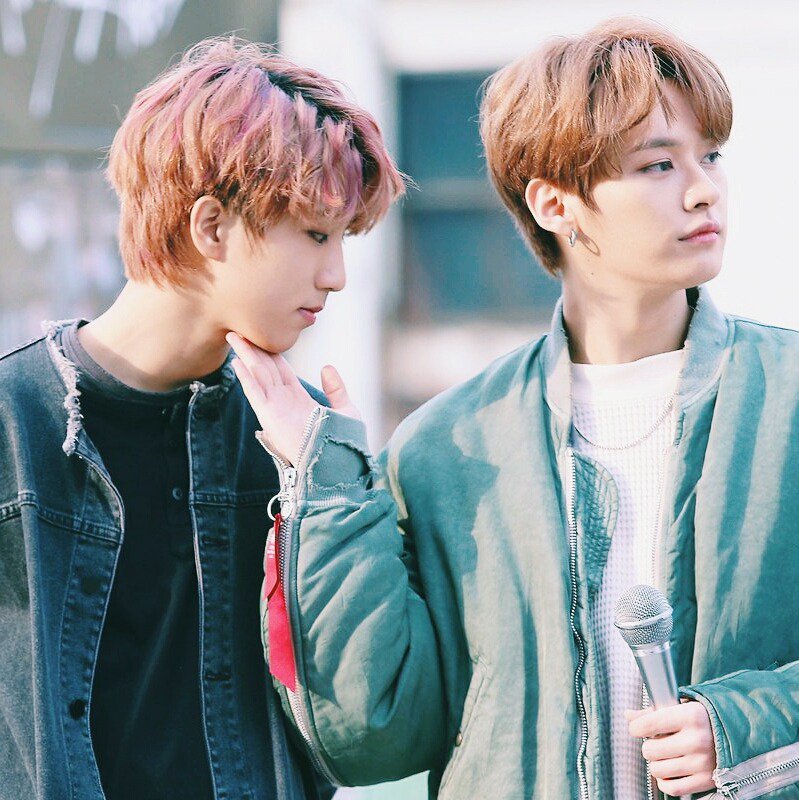 Anneyee_0427's tweet photo. omg i really like jisung's hair ❤️❤️
my heart is fluttering 🌸😍
#StrayKidsで妄想 
#han 
#Hanjisung 
#LEEKNOW 
#JISUNG 
#straykids
#StrayQuiz 
#StrayKidsSelcaDay 
#straykidsmirror 
#District9 
#straykidsdebut
#bias 
#biaswreker https://t.co/MkE2ebmOax