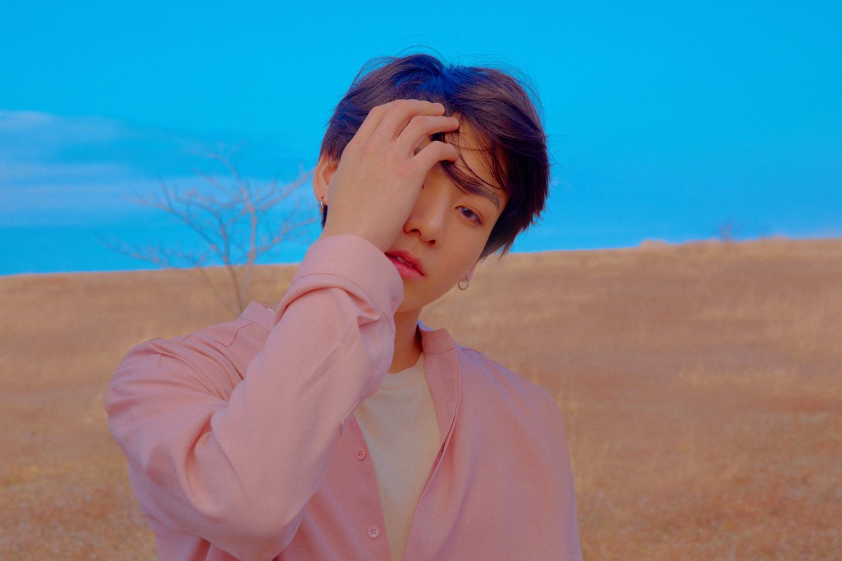 Kkuk_GC0901's tweet photo. Im ready to die now 😭
#BTS #Tear #fullLbum #Yver https://t.co/I4Si7vezsx