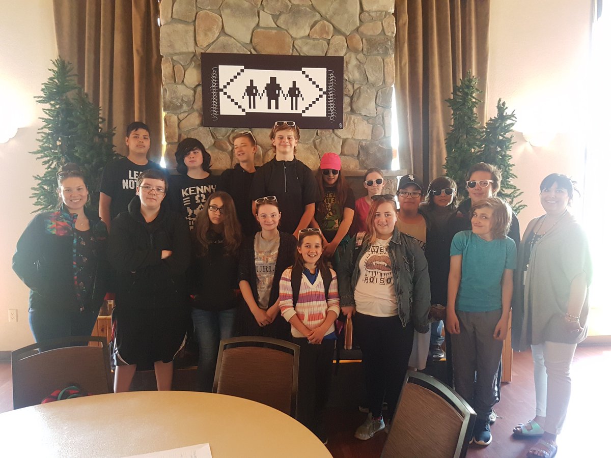 TahneeSkye905's tweet image. 5-9-2018 some of my #Mohawklanguage learners @NYAWEH678 and myself went to @snpolytechnic to hear stories, the opening in #Cayuga, learn about STEAM and listen to the very knowledgeable Rick Hill talk about Rites of Passage. Wonderful trip to my homelands#sixnay. @POW_HWDSB