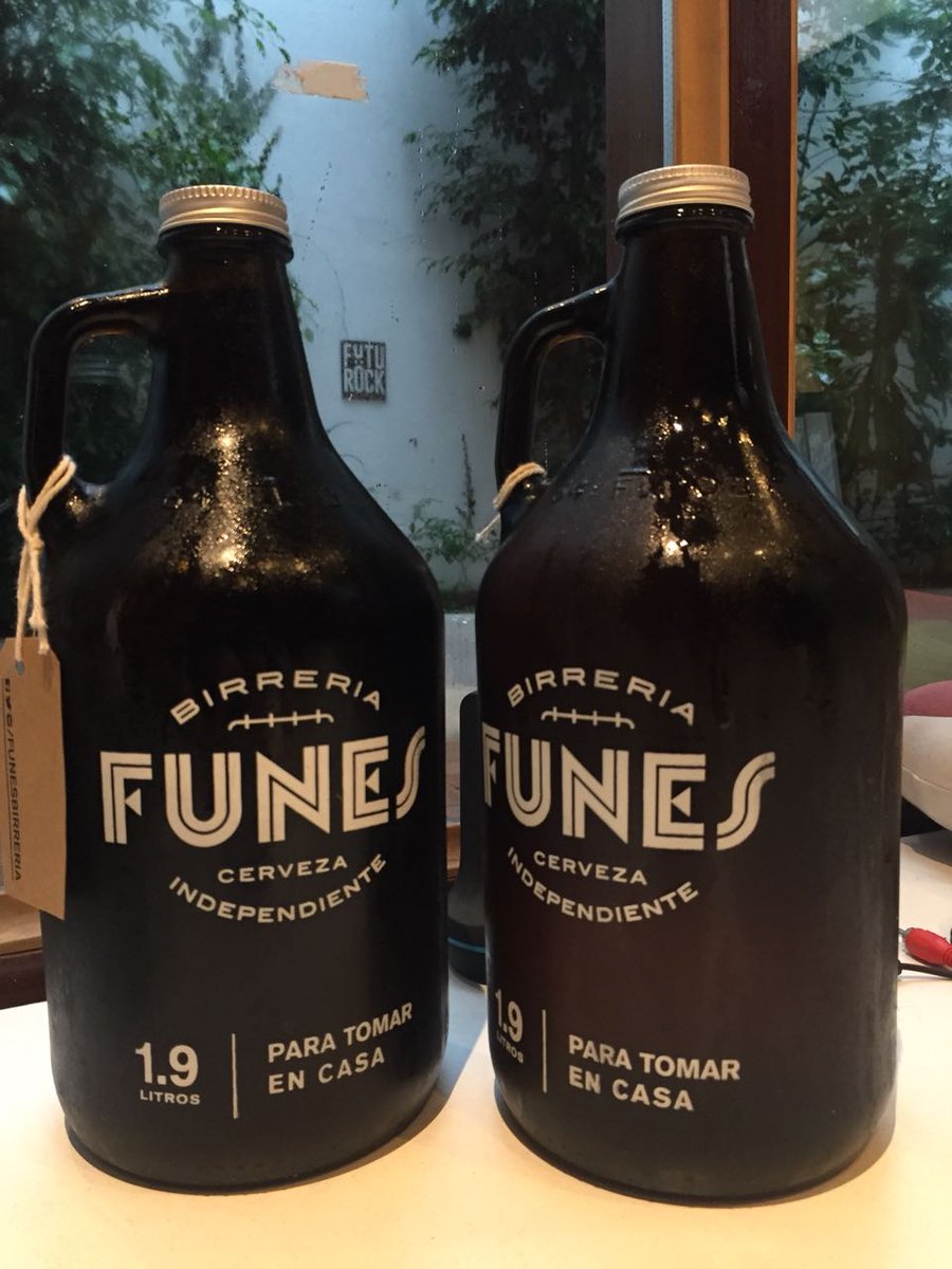 🎁 ESTAMOS REGALEROS 🎁 A partir de ahora, todos los jueves a la noche va a sonar la música de #LaHoraAnimada en <a href="/FunesBirreria/">Funes Birreria</a> 🔥 Por eso, hoy regalamos 5 pares de pintas para les oyentes que retuiteen futurock.fm 📻